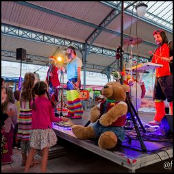 2026/07/20 L'EMPIRE DES CHAUSSETTES TROUEES